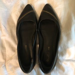 bcbgeneration black flats